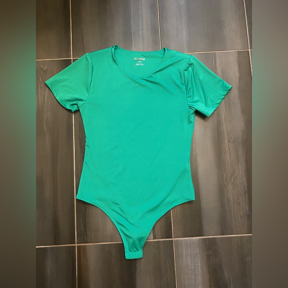 SWS Contour Bodysuit (Urban Planet) - Picture 1 of 3